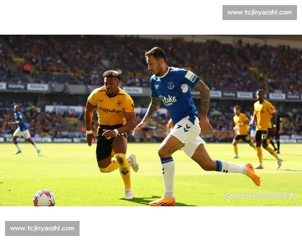 埃弗顿抢滩沃克争夺战 莫耶斯瞄准曼城老将补强防线