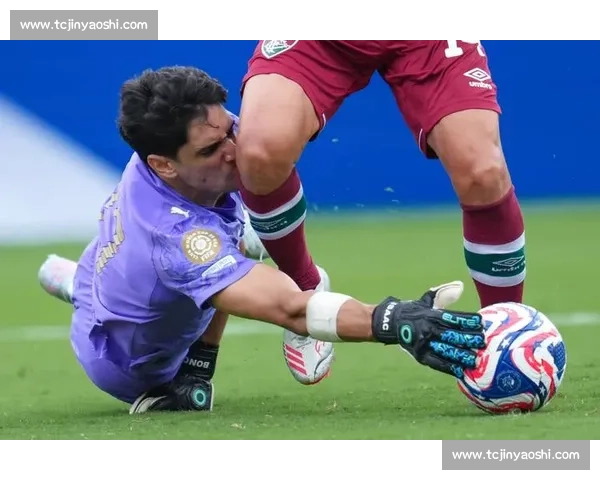 布努创世俱杯扑救纪录，一夫当关媲美群星