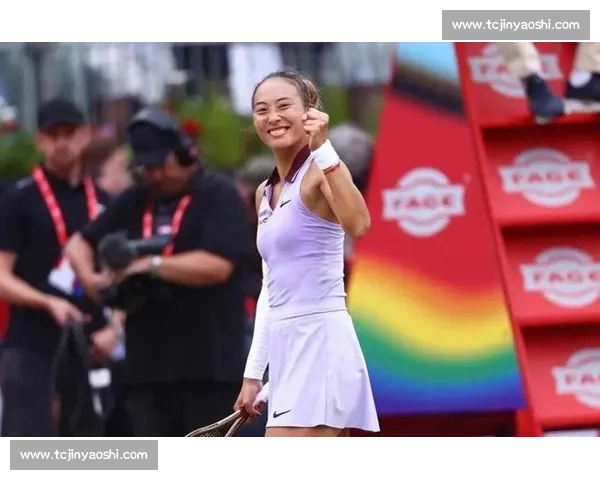 温网直击：郑钦文激战三盘憾负西尼亚科娃 高清大图速递